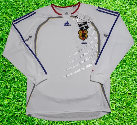 Japan Soccer Jersey Football Shirt 100% Authentic Player Issue XO 2006 Away LS Cover