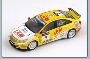 1:43 Spark Chevrolet Cruze 1.6T #9 Wtcc 2011 D.Young Yellow White S2450 Modellin - Foto 1 di 2