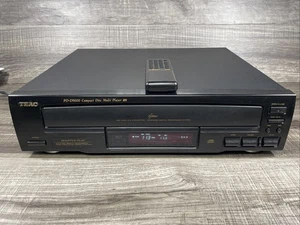 Teac PD-D5600 Compact Disc Multiplayer 5 Disc Wechsler, mit Fernbedienung, getestet funktioniert - Bild 1 von 8