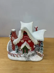 Hawthorne Village Coca-Cola Polar Bear Village “candy Shop”#78635 2002 - Picture 1 of 6
