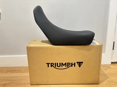 Asiento Triumph Tiger 850 y 900 original Foto 1 de 4