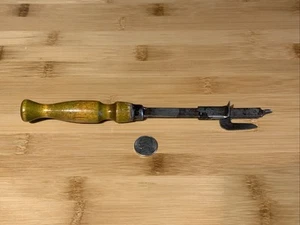 Vintage Wood Handle Can Opener The Sterling Sterling Howe Co New York Pat. 1922 - Picture 1 of 7