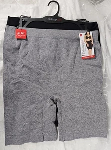 Pantalones cortos deslizantes sin costuras Skinny Girl 2 piezas 1X Plus gris negro #7092 - Imagen 1 de 4