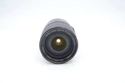 Canon 28-135mm f/3.5-5.6 IS Macro USM EF Mount Autofocus Zoom Lens - Image 1 of 4