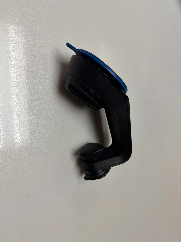 Quad Lock Car Phone Holder Suction Windshield Dash Mount, windscreen Mount - Image 1 of 4