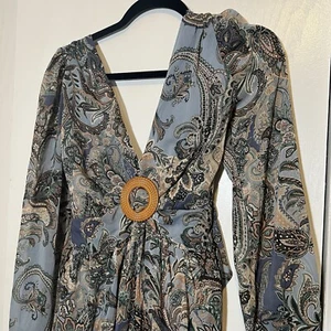 Jessica Simpson Women's Paisley V-Neck Slit Midi Dress Ruffled, Pleated, Tie-up - Picture 1 of 8