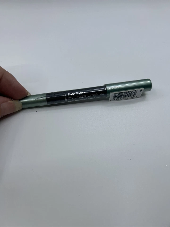 Styli-Style It's A Breeze Cooling Gel Eye Shadow Aqua Forever EGS004 - Image 1 of 4