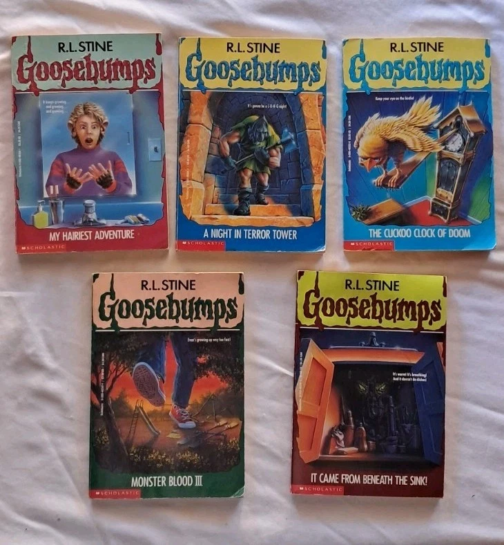 Set Of 5 R.L Stine First Edition Goosebumps Paperback Books #26, 27, 28, 29, 30 - Image 1 of 4