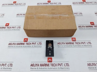 Espejo y placa de repuesto WATERS WAT057783 M1 402000190 Foto 1 de 4