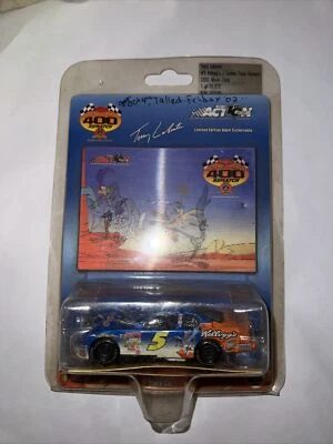 1:64 ACTION 2002 #5 KELLOGG'S LOONEY TUNES ROADRUNNER & COYOTE TERRY LABONTE - Image 1 of 3