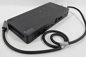 Dell WD22TB4 Docking Station Quad Display 180W Potenza 4K HDMI DisplayPort USB-C - Foto 1 di 19