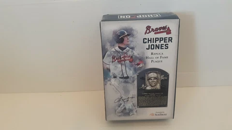 CHIPPER JONES Braves HALL OF FAME Replica Plaque..NEW...NICE!..FAST SHIPPING!! Cover