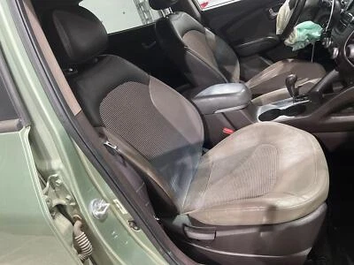 2010-15 Hyundai Tucson Passenger RH Right Taupe Cloth Leather Manual Bucket Seat - Image 1 of 4