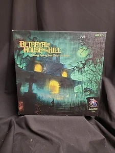 Avalon Hill Betrayal at House on The Hill Board Game - AV26633 (Complete) - Picture 1 of 3
