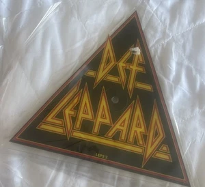 Def Leppard Shaped 5” Vinyl Picture Disc Pour Some Sugar On Me Special Edition - Picture 1 of 2