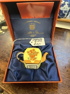 BNIB CHARLOTTE DI VITA TEAPOTS NUMBERED EDITION COLLECTABLE VERY DESIRABLE - Foto 1 di 8