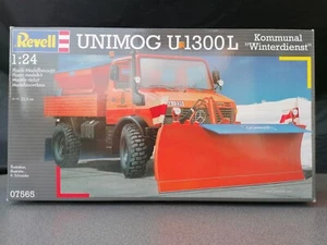 Revell 07565 Unimog U1300L Kommunal Winterdienst 1:24 Monogram Heller Italeri - Bild 1 von 5
