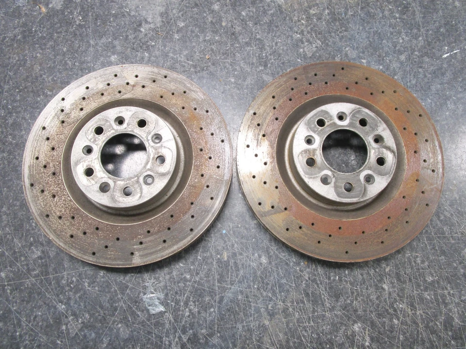 Ford GT GT40 2005,2006 OEM rotores de freno traseros obsoletos 4G7Z-2C026-aa 05/06 Foto 1 de 4