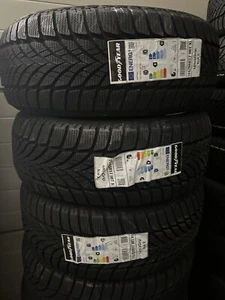 Reifensatz (4 Stück) GOODYEAR UltraGrip Ice2 215/55 R17 98T XL NORDIC COMPOUND - Picture 1 of 3