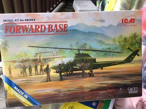 ICM 48303 - Forward base - Aircraft & Pilot figures- 1:48 Scale Model Kit - Picture 1 of 15