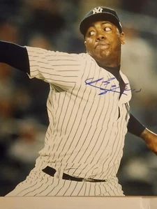 Aroldis Chapman New York Yankees Autographed 8x10 Photo - Picture 1 of 2