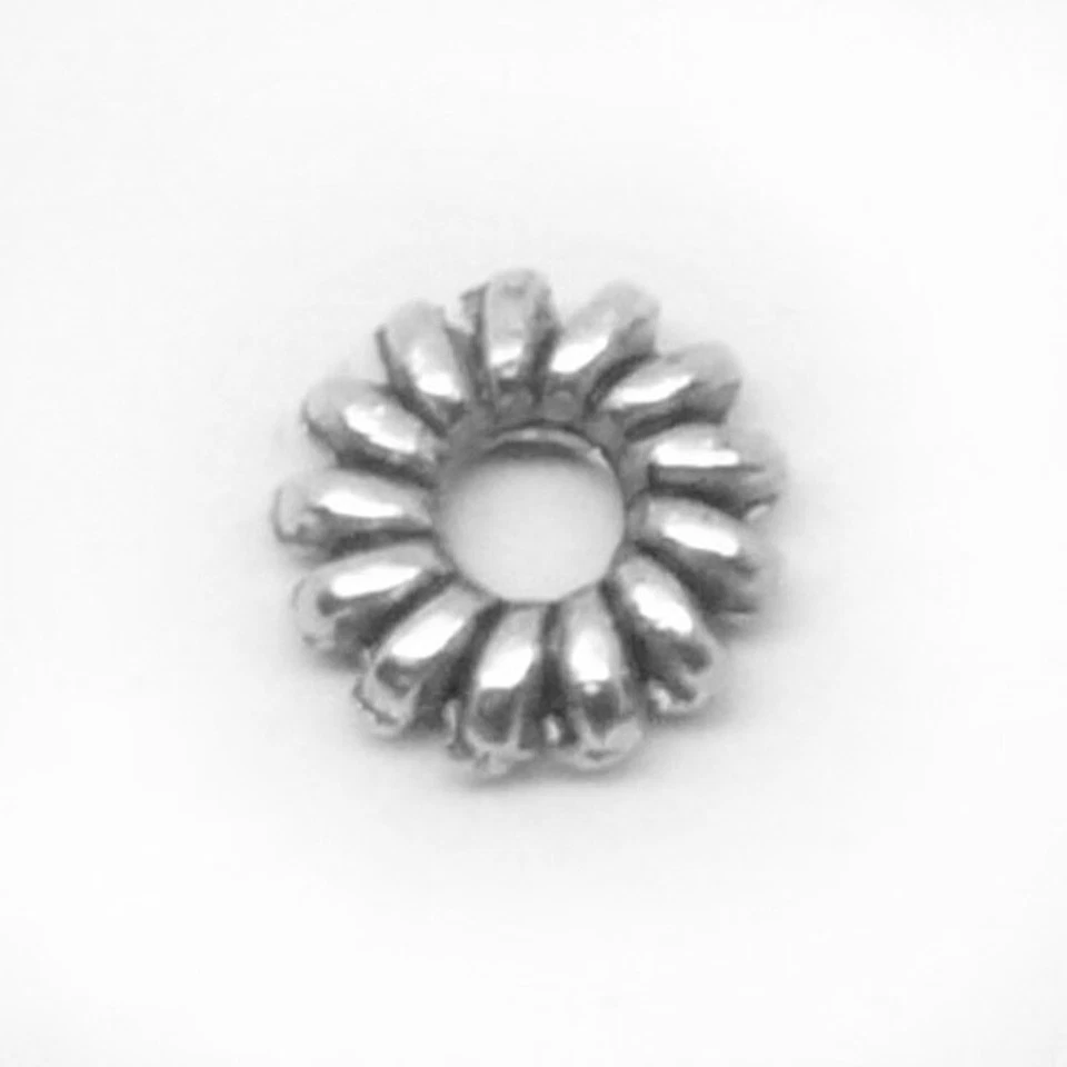 Cuentas espaciadoras estriadas de peltre estilo Bali 2x7 mm 125 piezas Foto 1 de 1