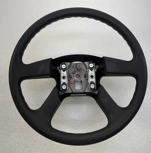 03-06 Chevy Silverado Suburban & GMC Sierra Yukon Tahoe Envoy Steering Wheel OEM - Picture 1 of 12