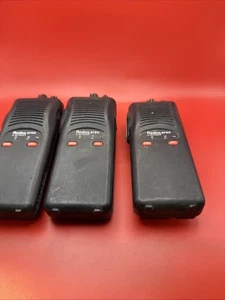 Motorola Radius SP50 Funkgeräte P94yqt20a2aa (3 Stück) für Ersatzteile (ungetestet) - Bild 1 von 11