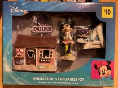 Disney Minnie Mouse Aloha Beach House Miniature Statuaries Kit - Image 1 of 2