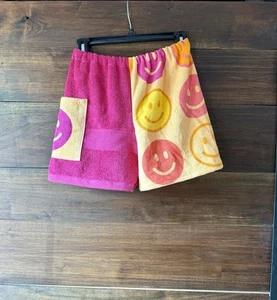 Towel Shorts Pink And Orange Smileys - Picture 1 of 4