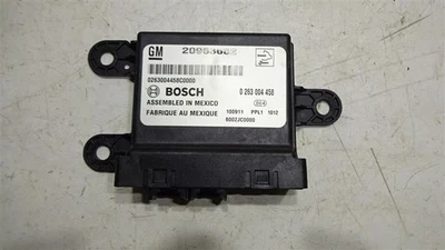 Rear Park Assist Module ID: 20963682 Fits 10-16 Traverse 644598 - Image 1 of 4