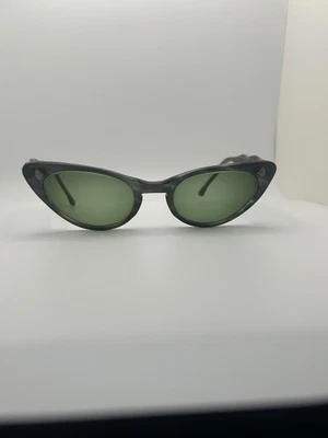 VINTAGE CAT EYE 50s SUNGLASSES  - Image 1 of 4