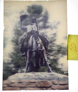 Impresión lenticular retroiluminada 3D 5x7 - Estatua conmemorativa Cowboy Bud Boller Jackson, WY - Imagen 1 de 3