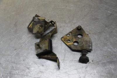 2003 POLARIS RMK 800 VERTICAL ESCAPE ENGINE MOTOR MOUNTS MOUNT #24664 Foto 1 de 4