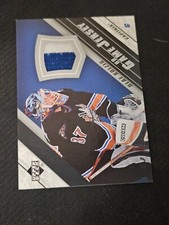 2005-06 UPPER DECK UD OLAF KOLZIG J2-OK GAME USED JERSEY 2 COL