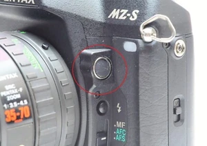 Gummi Fernklemme Wetterdichtung Buchse Kappe Abdeckung für Pentax Kabel Buchse - Bild 1 von 1