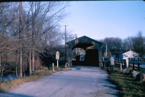 6 diapositive vintage 35mm Cedarburg ponte coperto Wisconsin 1965 - Foto 1 di 6