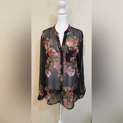 Camisa Top transparente con botones manga larga para mujer Kut From The Kloth talla mediana. Foto 1 de 4