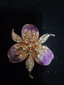 Purple Shades Rhinestones Floral Brooch Pin - Foto 1 di 1