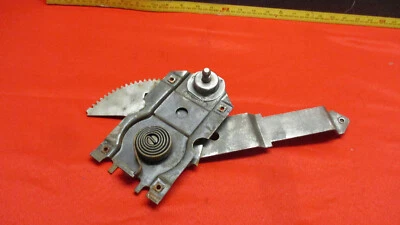 1961 1962 CHEVROLET IMPALA AND BELAIR QUARTER WINDOW REGULATOR BUBBLE TOP RH - Image 1 of 4