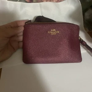 Coach Glitter Black Cherry Corner Zip Wristlet CF547 - Picture 1 of 11