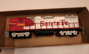 Vintage HO Scale Life Like Santa Fe 3560 Diesel Locomotive READ* - Picture 1 of 5