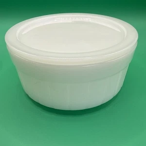 Vintage Federal Glas Milchglas Runde Kühlschrank Schale mit Glasdeckel - Bild 1 von 9