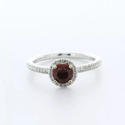 Anillo de compromiso de oro de 18 quilates con halo de piedra lateral de 0,98 quilates redondo diamante natural rojo SI1 Foto 1 de 4