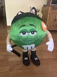 Peluche Gemmy Green M&M Halloween Standing Greeter 20" neuve avec étiquettes - Photo 1/4