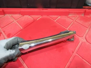 2011-2014 Hyundai Sonata OEM front exterior door handle 11 12 13 14 - Picture 1 of 3