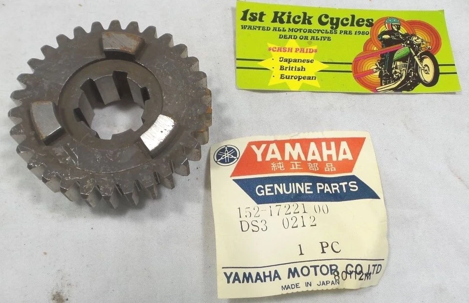 NOS YAMAHA YDS3 YDS2 SEGUNDA RUEDA ENGRANAJE 152-17221-00 Foto 1 de 1