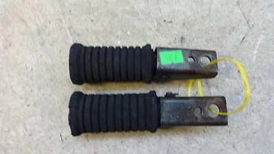 1974 Kawasaki KZ400 OHC KZ 400 K372-2. rear passenger foot pegs - Image 1 of 4