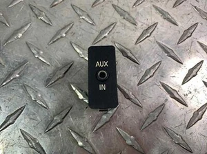 03-08 BMW Z4 AUX ENTRY AUDIO 61346930561 OEM - Bild 1 von 3