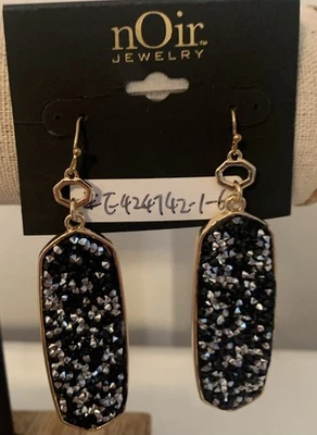 Pendientes colgantes negros y plateados Noir Jewelry nuevos sin etiquetas Foto 1 de 3